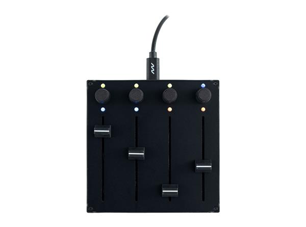 DTM・DAW Intech Studio EF44 Grid Midi Controller Intech Studio EF44 4-Fader + Encoder MIDI DAW CONTROLLER NEW