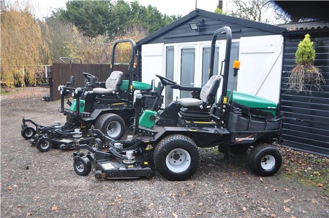 2014 Ransomes HR300 Outfront Rotary 4WD mower – KS Plant and Marine