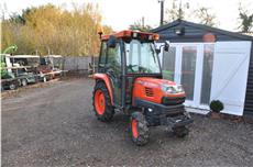 Kubota STV40 4WD Compact Tractor with Full Cab