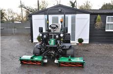 2016 Ransomes Parkway 3 Triple Cylinder Ride on Mower with 425 hours