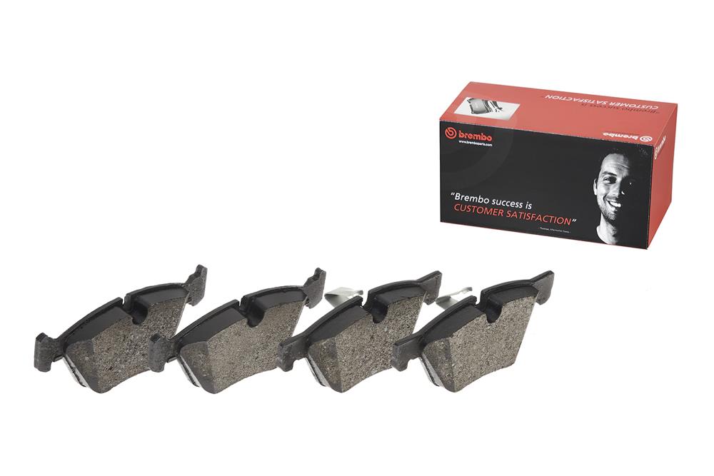 Plaquettes De Frein Avant Brembo P06060 - Conformes ECE R90, Avec Indicateur D'Usure, Compatible Teves