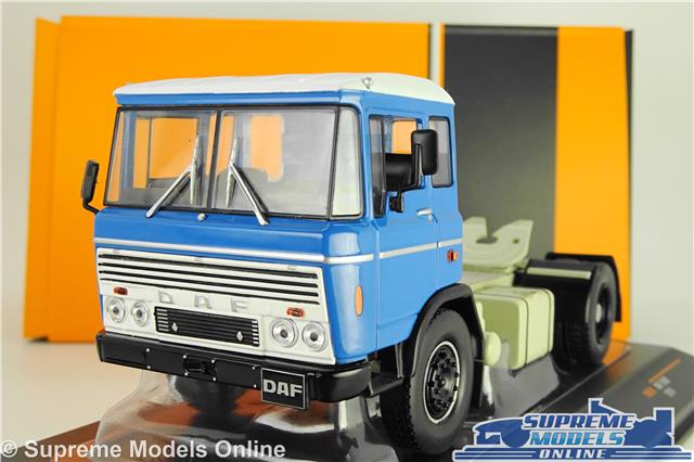 Camion Tracteur DAF 2600 Bleu/blanc 1970 - Ixo 1/43 - Miniature Métal Collection