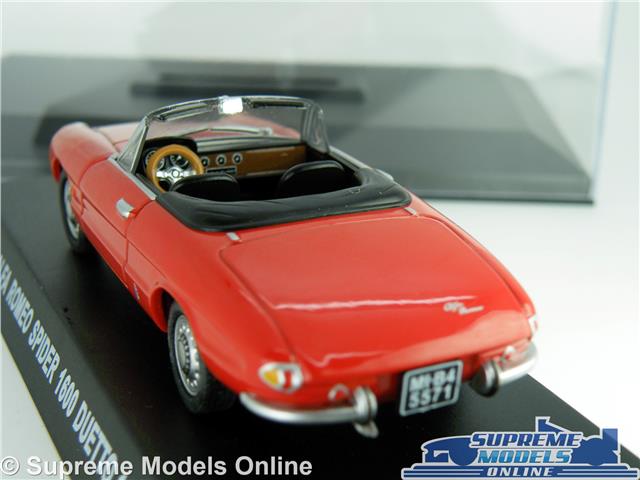 Pantalla caso 1966 Norev K8 Alfa Romeo Spider Duetto coche modelo escala 1:43 ROJO