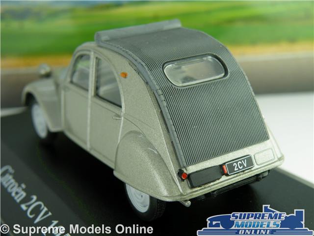 Citroen 2CV 1952-1960 grau metallic IXO//Atlas 1:43