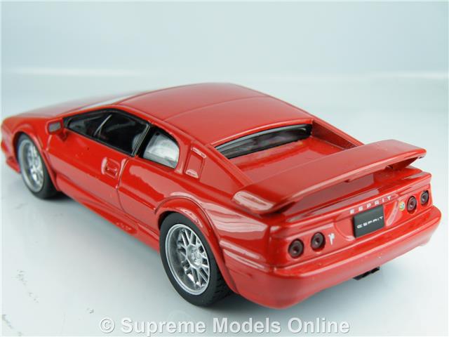 = Lotus Esprit V8 coche modelo escala 1//43RD esquema de color rojo ejemplo PKD T3412Z