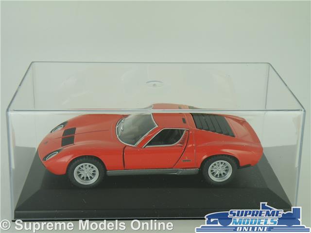 Supreme Models LAMBORGHINI MIURA P400 MODEL CAR 1971 1:34 SCALE RED DISPLAY CASE KINSMART K8