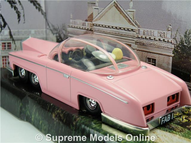 corgi lady penelope car