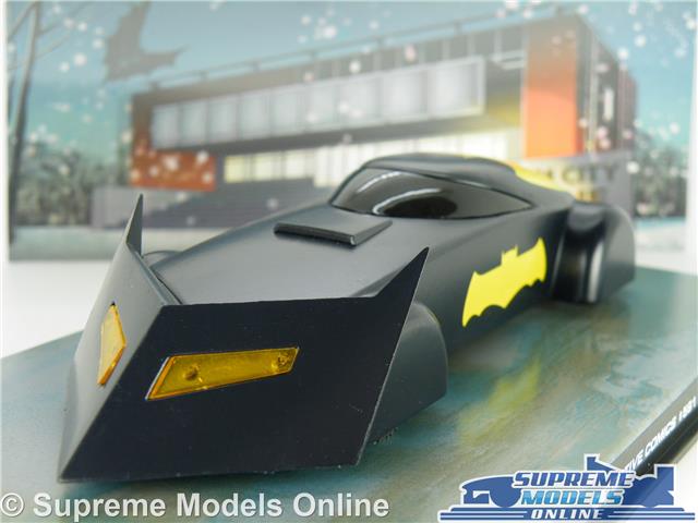 The Batmobile Batman Detective Comic Book 1:43 Eaglemoss Model Car Diecast 005