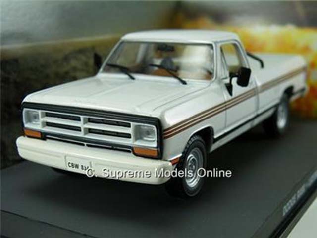 Dodge RAM Pick Up anno di costruzione 2002/ / 2011/ Bulloni Dadi NERO 9//16/ RH STI Coni e molti altri modelli