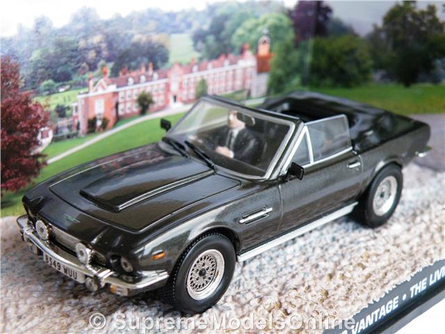 James Bond Land Rover 1990 1/43 Modellauto – The Living Daylights, Sammlerstück