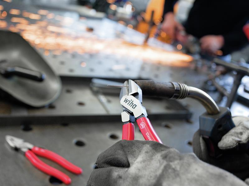 Wiha Z99000101 Basic Pliers Set 3 Piece, Red - View #3