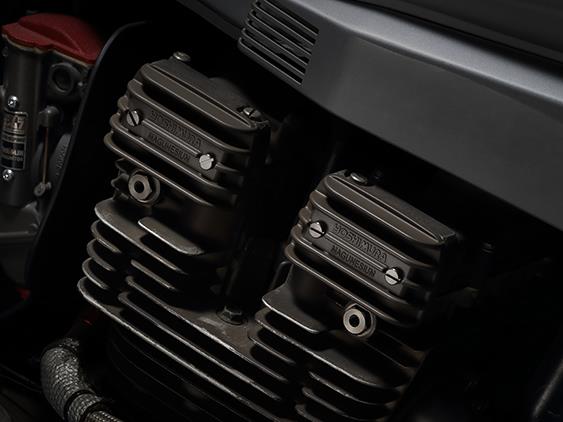 Yoshimura Magnesium Cylinder Head Side Cover Set Suzuki