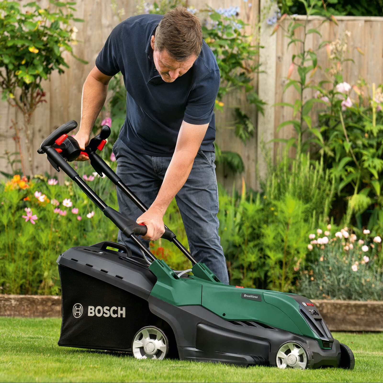 Bosch Advanced Rotak 36v-40-650 36v Cordless Lawnmower 42cm x