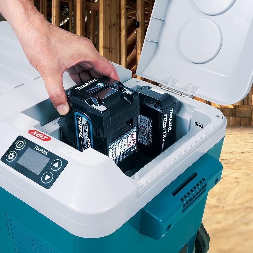Makita CW001GZ Blue 18v LXT 40v XGT 20L Cooler Warmer Cool Box